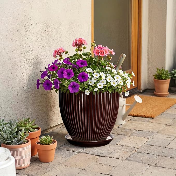 Ceramic Pots for Plants 10 Inch, Indoor Planter with Drainage Hole and Saucer, Large Round Decorative Ceramic Plant Pots, Modern Flower Planter, Patio Room Decor, Gifts for Plant Lovers, Brown