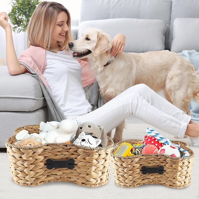 Set Of 2 Pet Dog Toy Basket-Dog Bone Basket-Wicker Basket for Pet Stuff-Dogs Toy Box for Living Room Area-Handmade Water Hyacinth Baskets with DIY Tag 