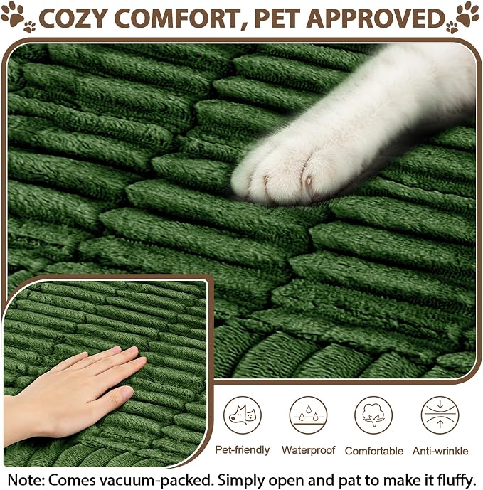 FUANGUI Waterproof Couch Cover Sofa Cover for Dogs and Pets Sofa Protector | Non-Slip Washable Fuzzy Soft Cat Bed Sofa Slipcover for 2-3 Cushion Couch Sofa Pet Friendly, Dark Green, 27.6" x 70.9", 1 pcs