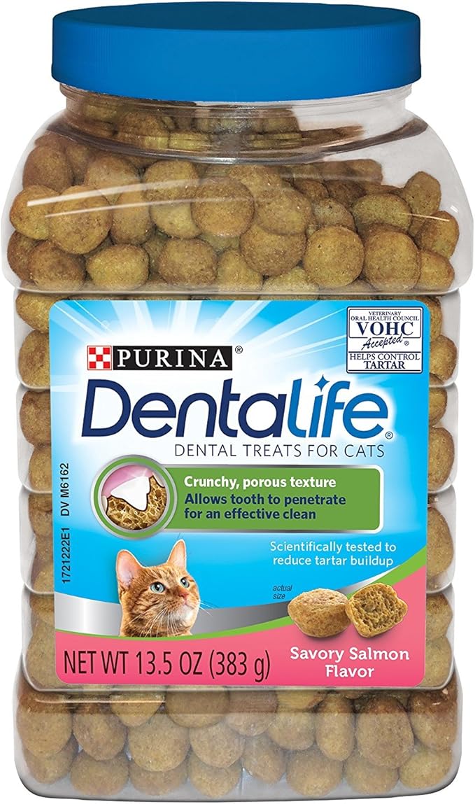 Purina DentaLife Made in USA Facilities Cat Dental Treats, Savory Salmon Flavor - 13.5 oz. Canister