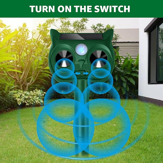 Solar Ultrasonic Animal Repellent Outdoor Motion Sensor Deer Repellent Devices Squirrel Cat Raccoon Deterrent with Strobe Light Dual Mode, Keep Skunk Away Protection for Yard Garden Lawn 1Pack