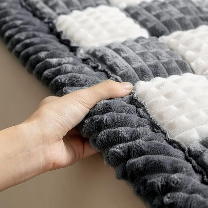 Dog Bed for Car, Backseat Pet Bed Mat, Dog Seat Cover for Car Back Seat, Non-Slip Travel Pet Mat, Fit for Backseat Extenders and Seat Covers (Gray&White, 24.8x54inch)