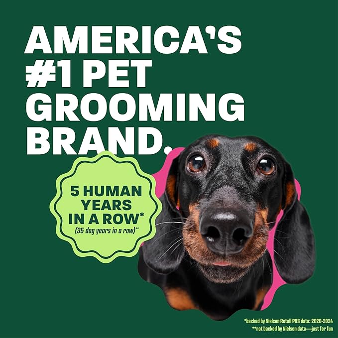 TropiClean Deodorizing Dog Shampoo, Powerful Odor Control, Long-Lasting Raspberry Lime Scent, Puppy Safe, Made in The USA, Cat Friendly, 20oz.