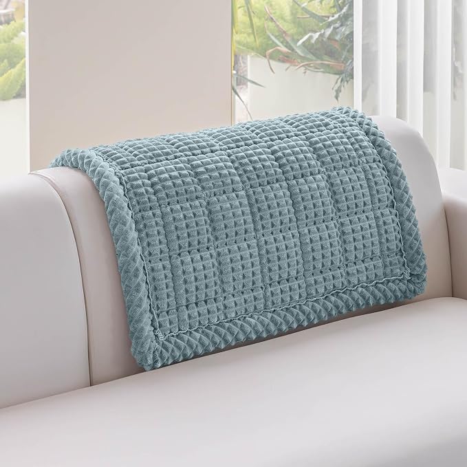 Couch Cover for Dogs Washable, Non-Slip Pet Couch Covers for Sofa, Fuzzy Dog Couch Cover Blanket, Thick, Soft, Plush Couch Cushion Covers for Sofa Protector (Blue Gray, 27.6" x 27.6"/70 x 70cm)