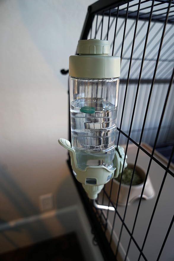 Oxbow Enriched Life Dripless Water Bottle, Guinea Pig Water Bottle, Rabbit Water Bottle, Essential Small Pet Accessory for Guinea Pig Cages & Rabbit Cage, Bunny Supplies, 15oz / 450ml