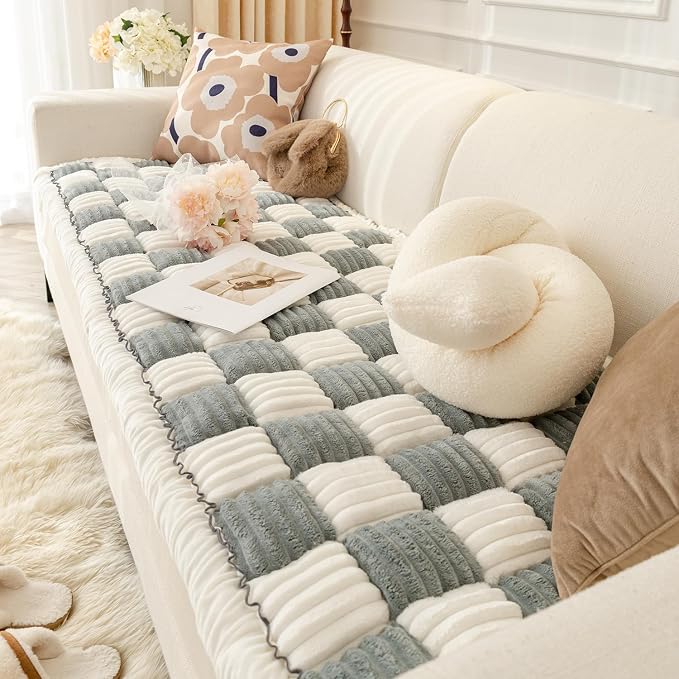 Dog Couch Cover Protector, Quilted Washable Non-Slip Sofa Mat for Pets | Cotton fabric, quilted checkerboard, PP cotton filling, non-slip backing, machine washable, for sofa, window seat and floor