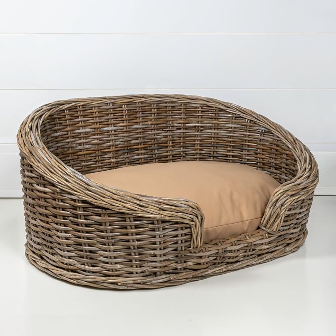 DBD1001A Curvy 33" x 21.25" Classic Handwoven Rattan Dog Bed with Machine-Washable Cushion, Kubu Gray