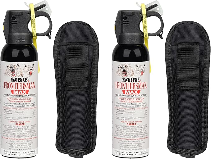 SABRE Frontiersman MAX Bear Spray – Portée de 12 mètres, Puissance Maximale, Le Seul Spray Homologué par l'EPA pour les Ours et les Pumas, 224 g, Clip de Sécurité Lumineux, Protection pour la Randonnée et le Camping en Plein Air