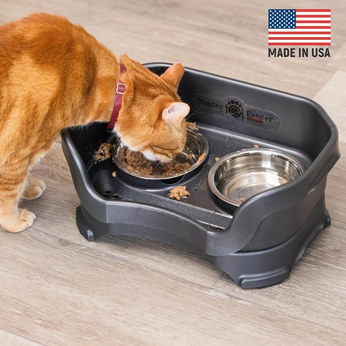 Neater Pet Brands Neater Feeder Deluxe Mess Proof Cat Bowls Elevated, Made in USA, No Spill Raised Bowls for Indoor Cats, Stainless Steel Food and Water Bowl Set, Pet Dish Feeding Station, Black